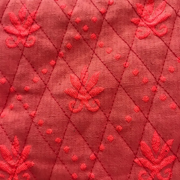 NWT Peach & Cream Quilted & Studded Cosmetic Bag - Picture 10 of 16